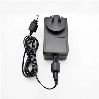 Wodoodporny adapter napędowy 42 W